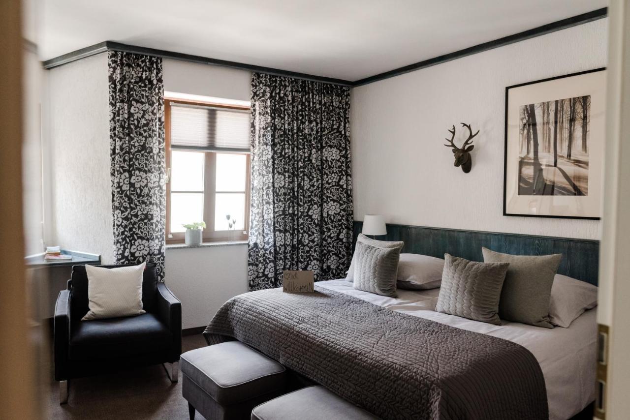 רייכנבאך אים פוגטלנד Sommers Hotel Altes Posteck מראה חיצוני תמונה